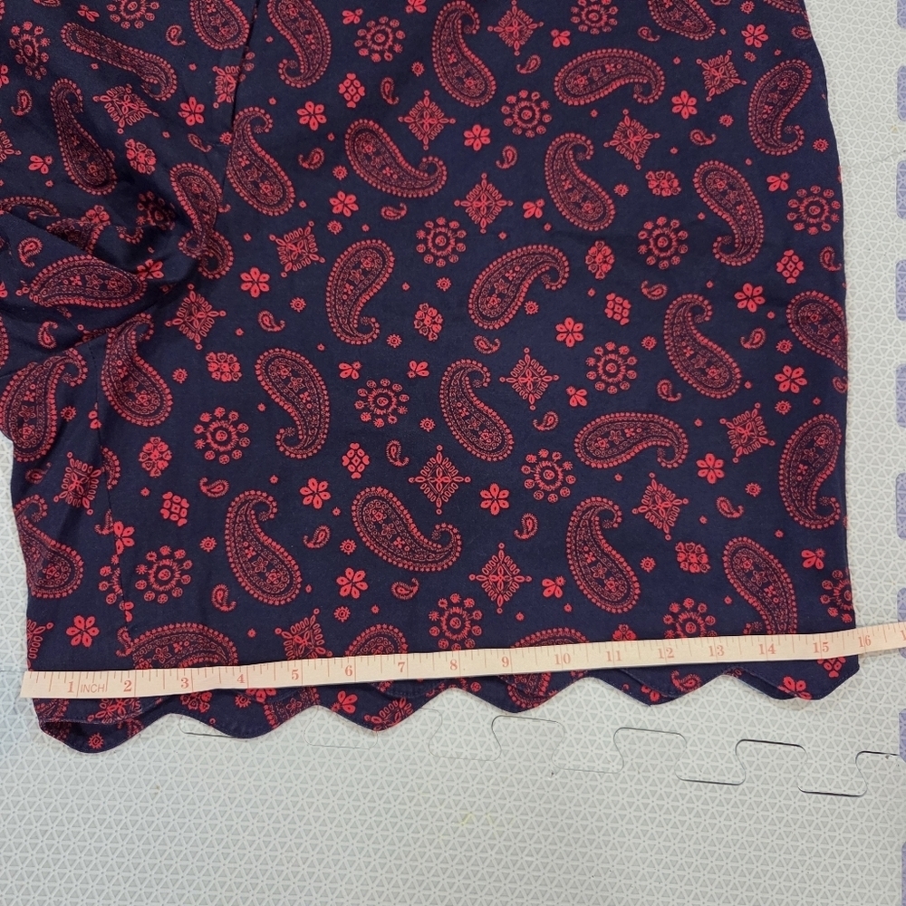 Talbots Women's Navy and Red Paisley Scallop-Trim Shorts Size 24W - Picture 9 of 12